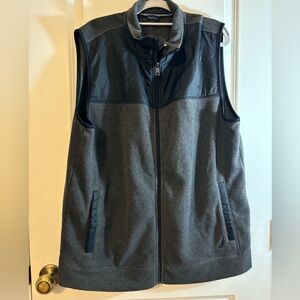 Nautica Men’s black/gray fleece zip up vest, XL, EUC, big and tall
